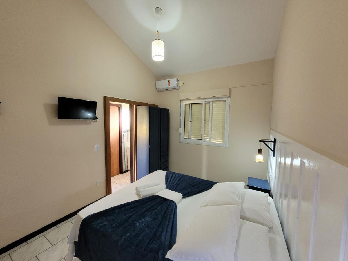 Pousada Genoveva - Apto Com Um Dormitorio Farol de Santa Marta Exterior photo